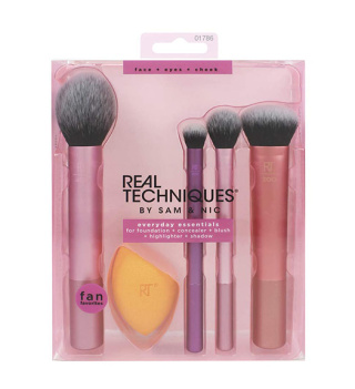 ست براش ریل تکنیک REAL TECHNIQUES همراه با 1 عدد پد آرایشی